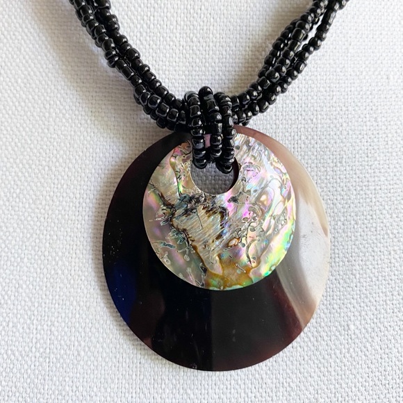Abalone Shell & Black Beaded Jewelry Necklace - Picture 8 of 8